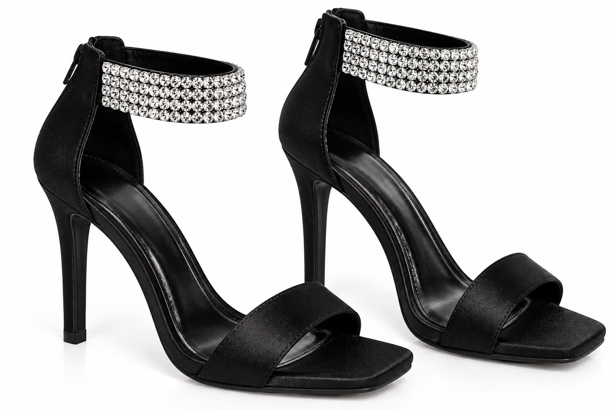 🖤💎 Midnight Diamond Glam Heels – Black & Silver 👠✨