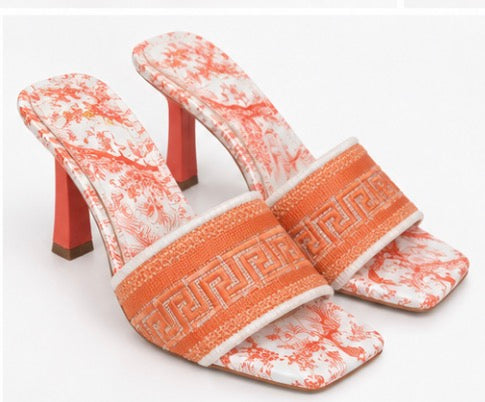 🧡✨ Sunset Blossom Elegance Luxe Heels – Coral Orange & White 👠🌸